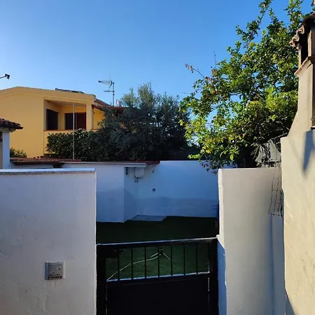 Brown Experience South Sardinia Apartamento Pula